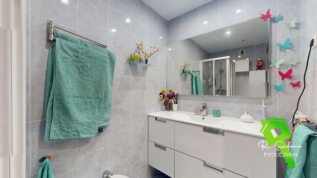 Vannitoad - Apartment with Garden and Garage in San Vicente
