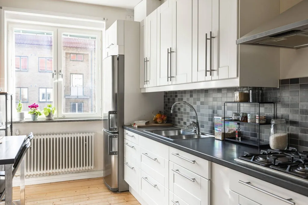 Köök - 1930s Character Flat with Garden in Möllevången
