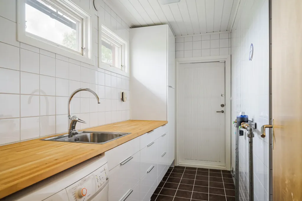 Cucina - Spacious Bungalow with Garden in Södermanland