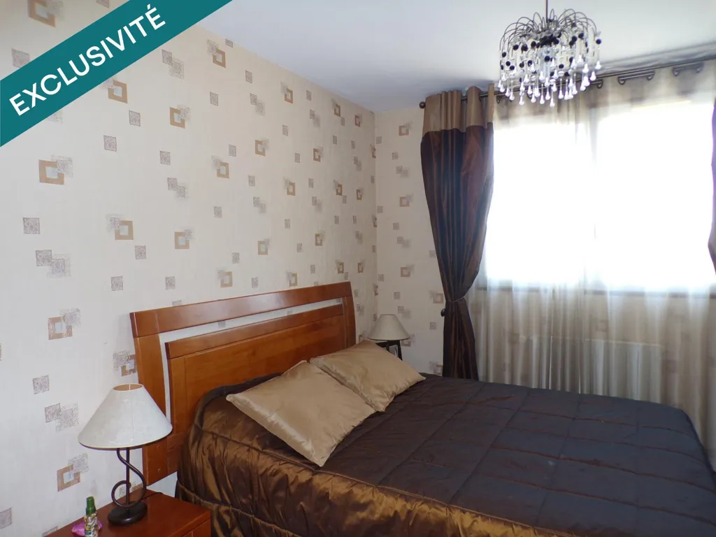 Magamistoad - Spacious House with Pool in Draveil