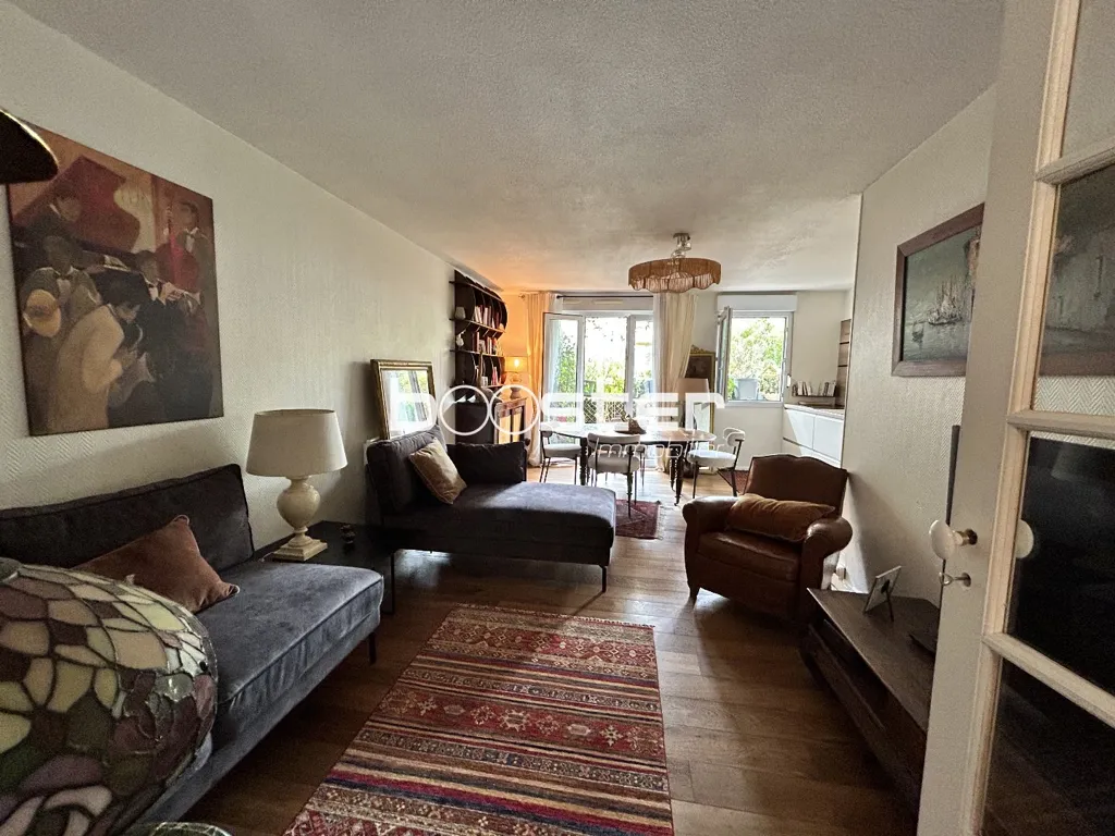 Elutuba - Bright Flat with Terrace in City Centre
