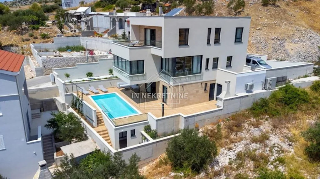 Vue aérienne - Luxury Villa with Pool and Sea View