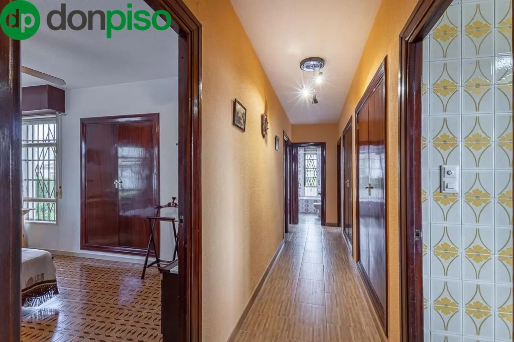 hallway_entrance