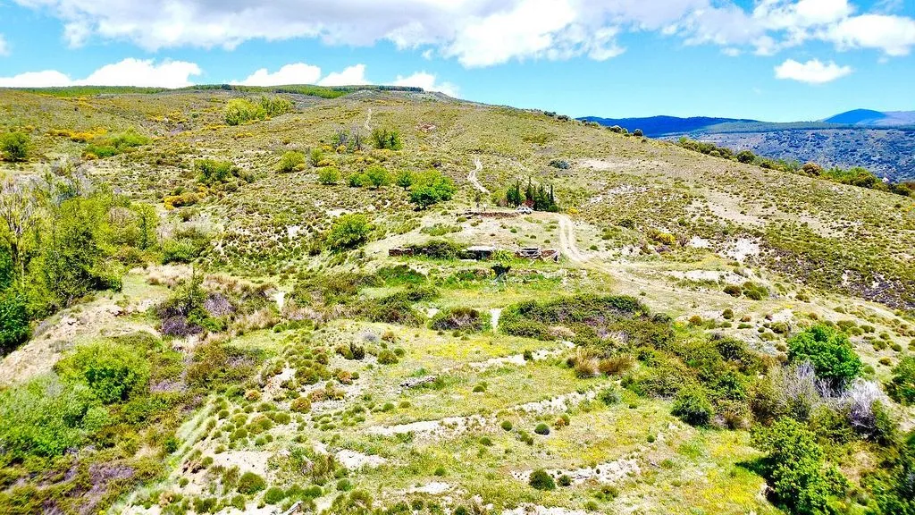 Õhuvaade - Rustic Finca with Water Source in Sierra de Júbar