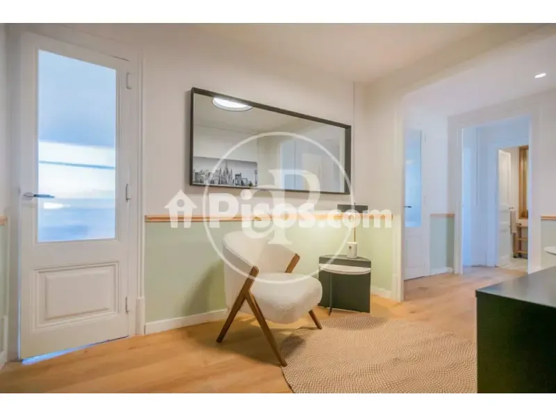 Entrée - Apartment with Balcony in Barcelona Centre