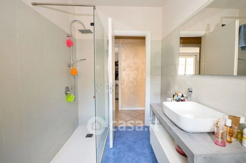 Salles de bain - Trilocale with Terrace in Sarnico