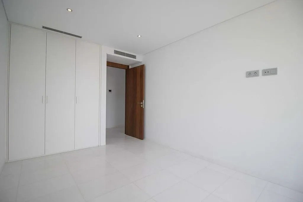 Pièces - Contemporary Townhouse with Pool in Ifara