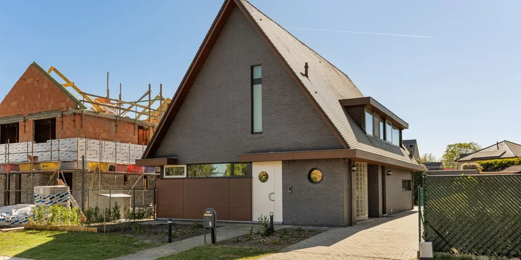 Extérieur - Maison avec jardin et terrasse couverte à Beerse