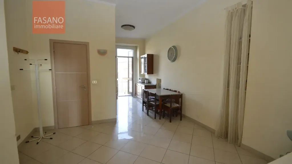 Ingresso - Spacious Student Flat with Balconies in Turin
