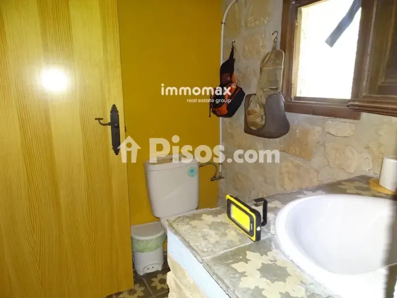 Vannitoad - Rustic Finca with Stone Cottage in Caseres