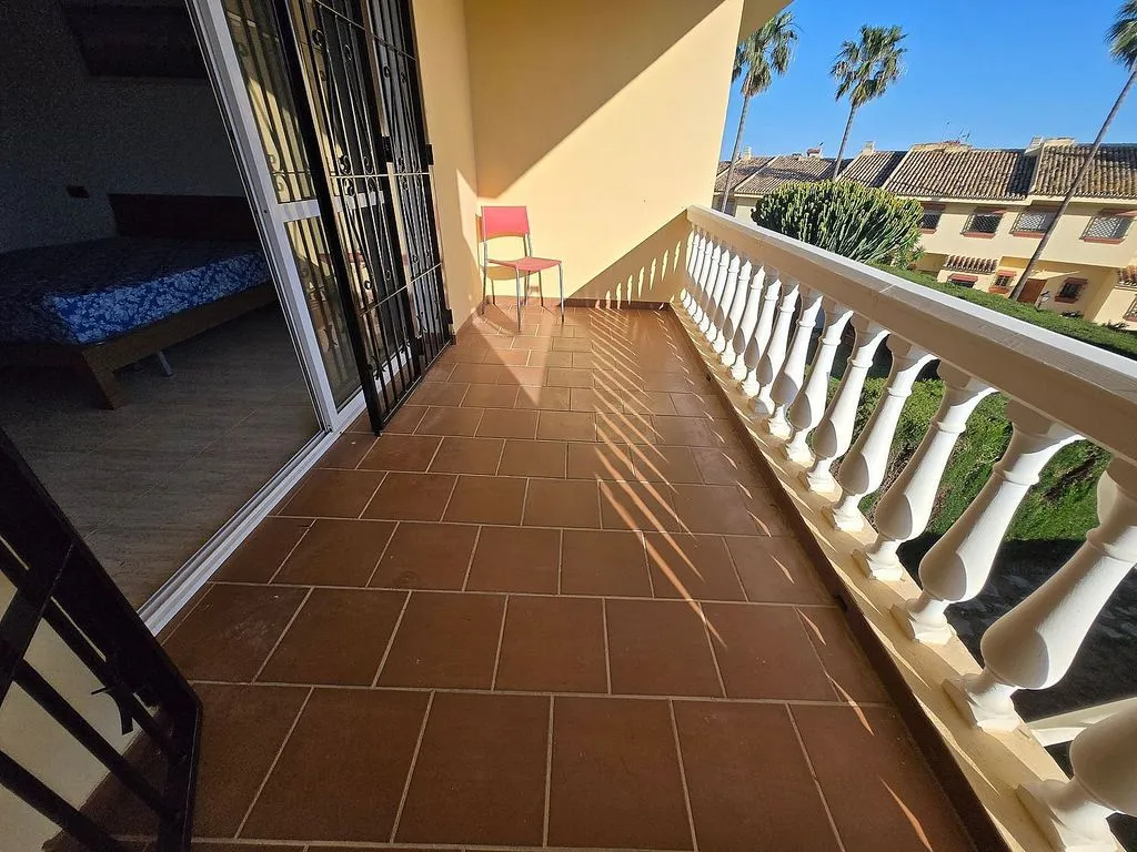 Balcon - Semi-Detached House with Pool in Benalmádena