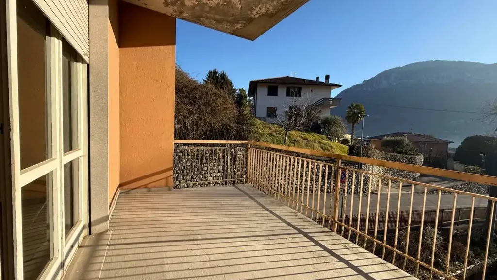 Balcon - Apartment with Terraces in Casazza