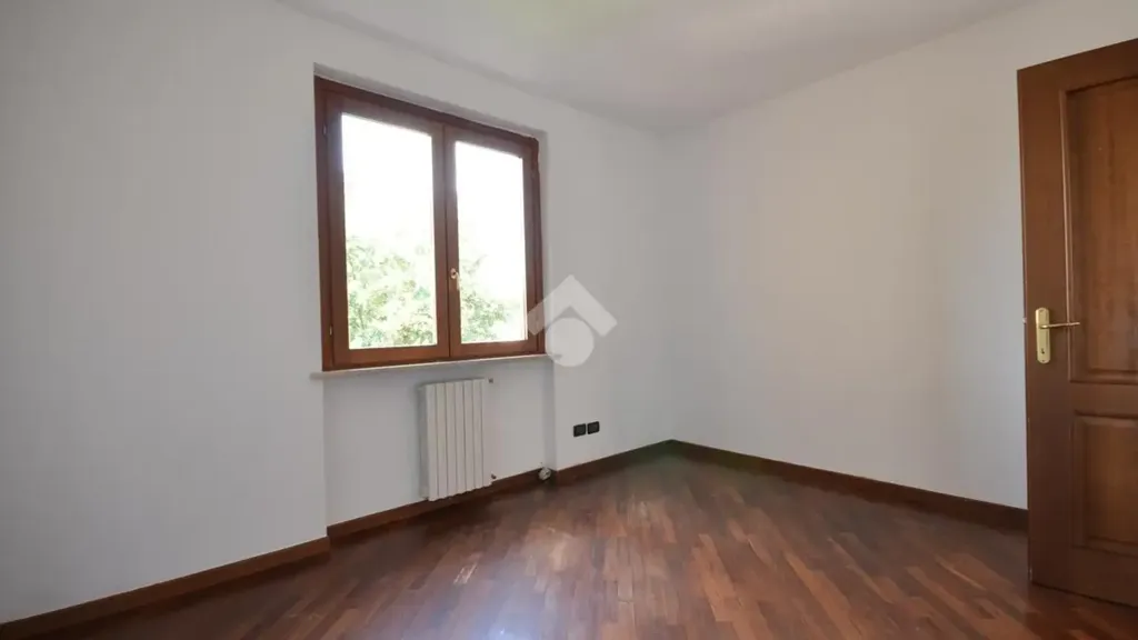 Pièces - Bright Trilocale with Balcony in Roncadelle