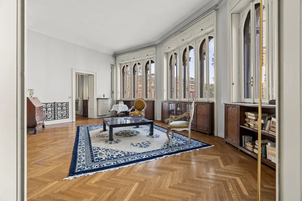 4 magamistoaga korter asukohas Milan
