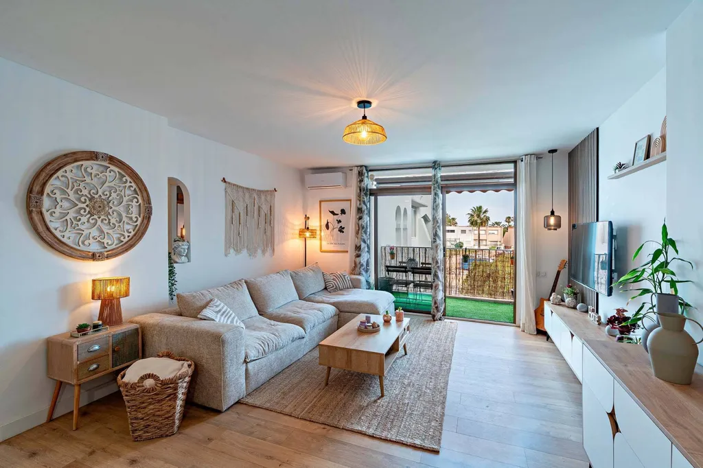 Elutuba - Modern Flat with Sea View in Playa Serena Sur