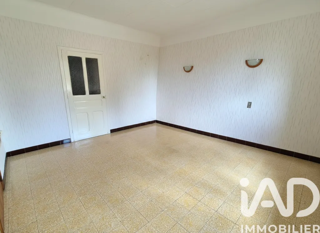 Toad - Village House with Renovation Potential in Sabran
