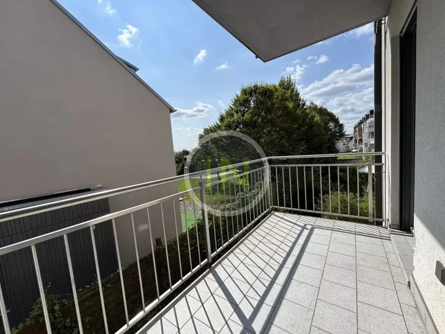 Rõdu - Apartment with South-Facing Balcony in Alzingen