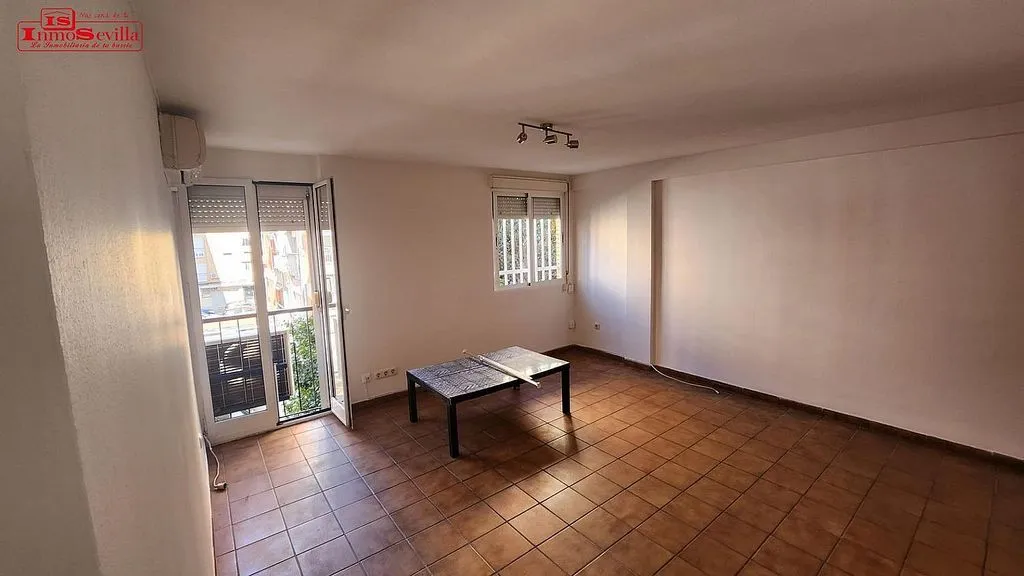 Pièces - Bright Apartment with Terrace in Triana West