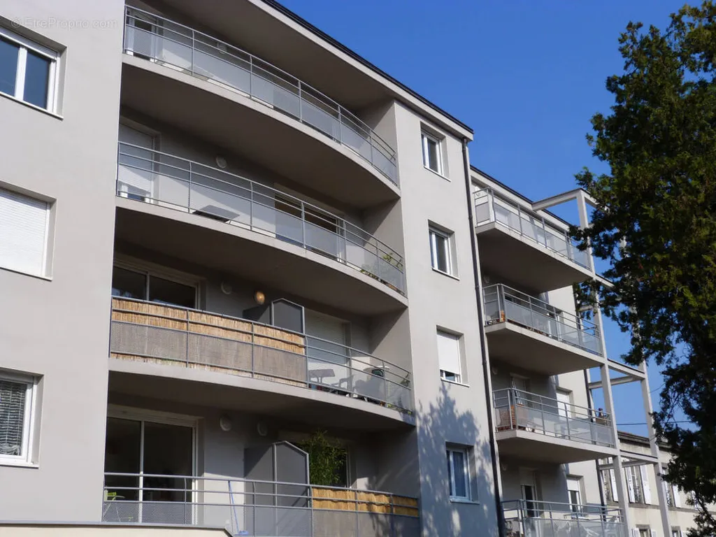 Välivaade - Type 3 Apartment with South Terrace in Clermont-Ferrand