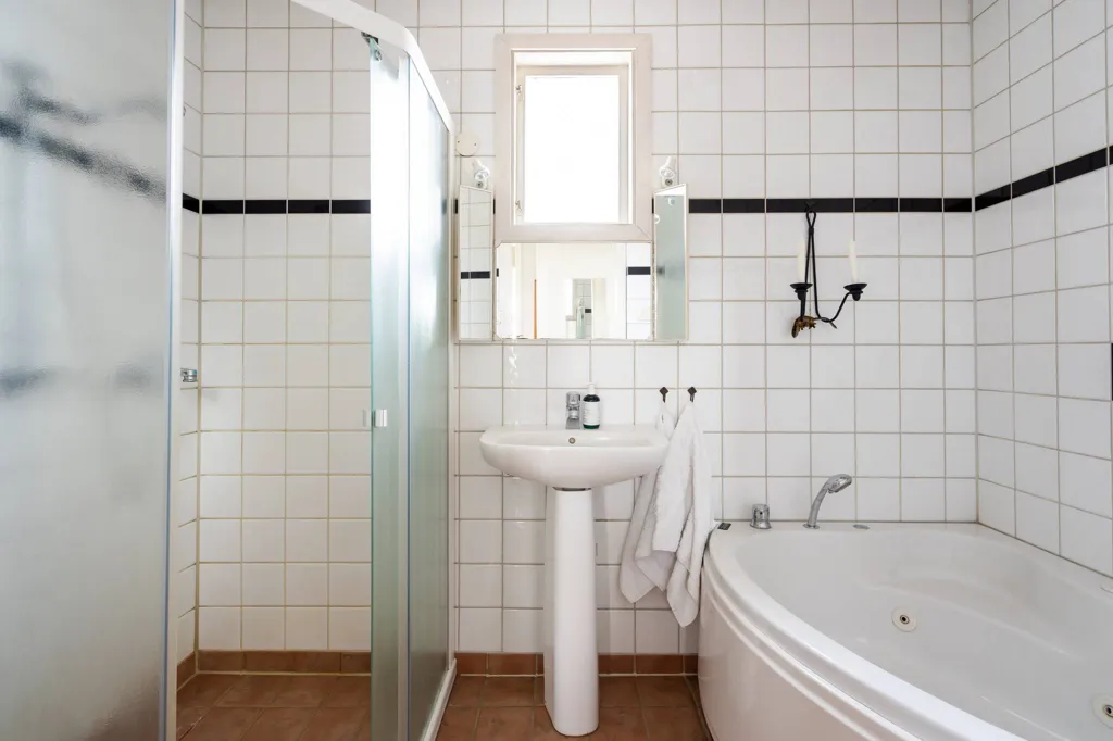 6-toaline maja asukohas Uppsala kommun