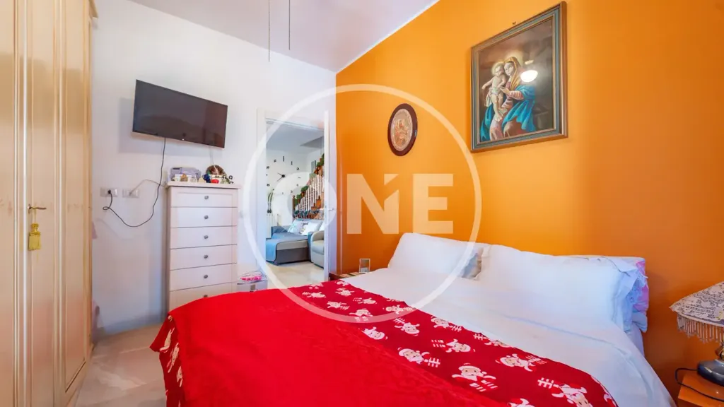 Magamistoad - Bifamily Villa with Private Garden in Ardea