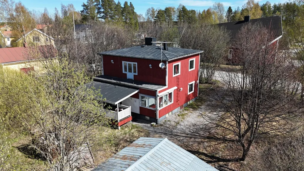 Õhuvaade - Renovatable House with Central Location in Norrfjärden