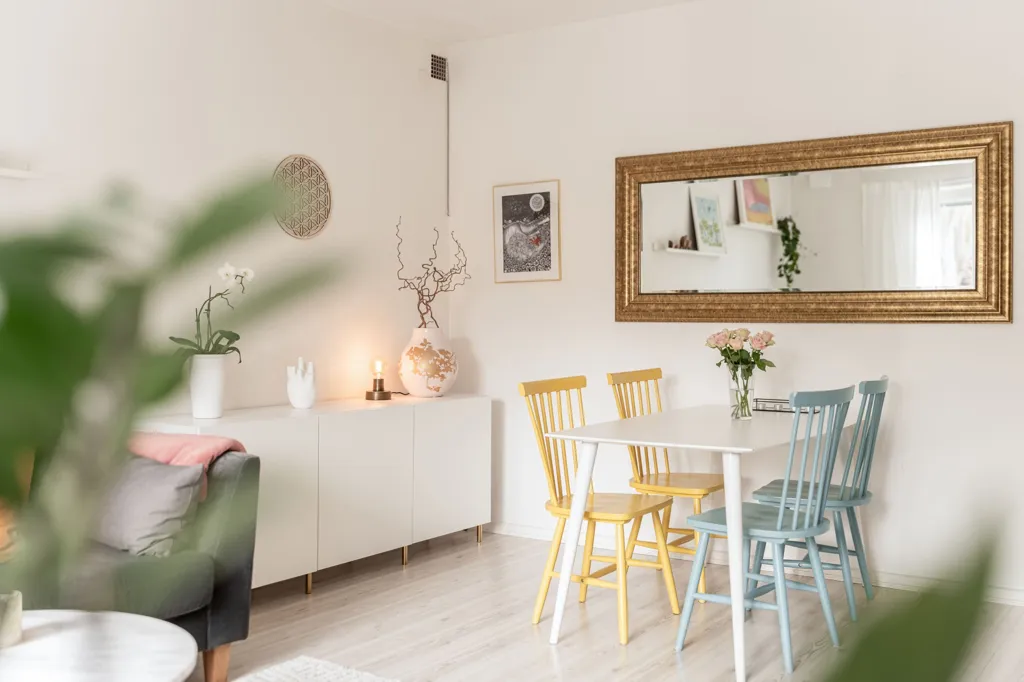 Sala da pranzo - Bright Three-Room Apartment with Balcony in Frösön