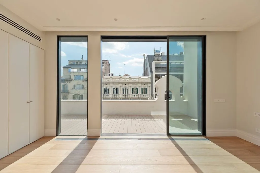 Pièces - Duplex Penthouse with Terrace in Barcelona