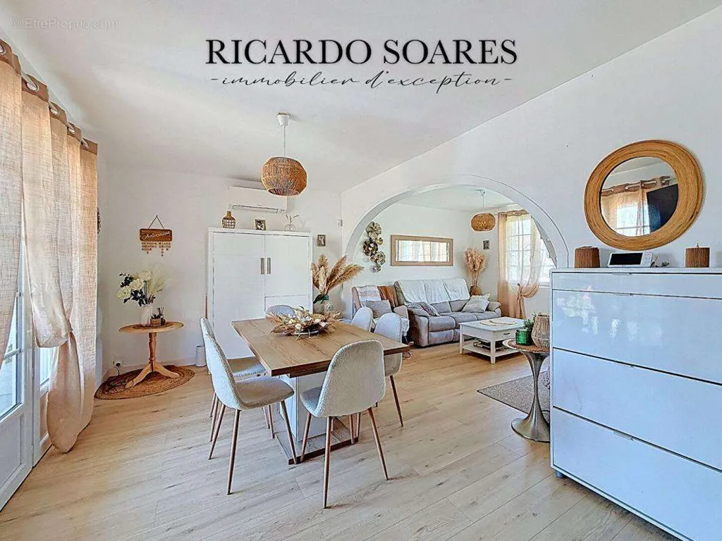 Sala da pranzo - House with Large Garden in Estrées-Saint-Denis