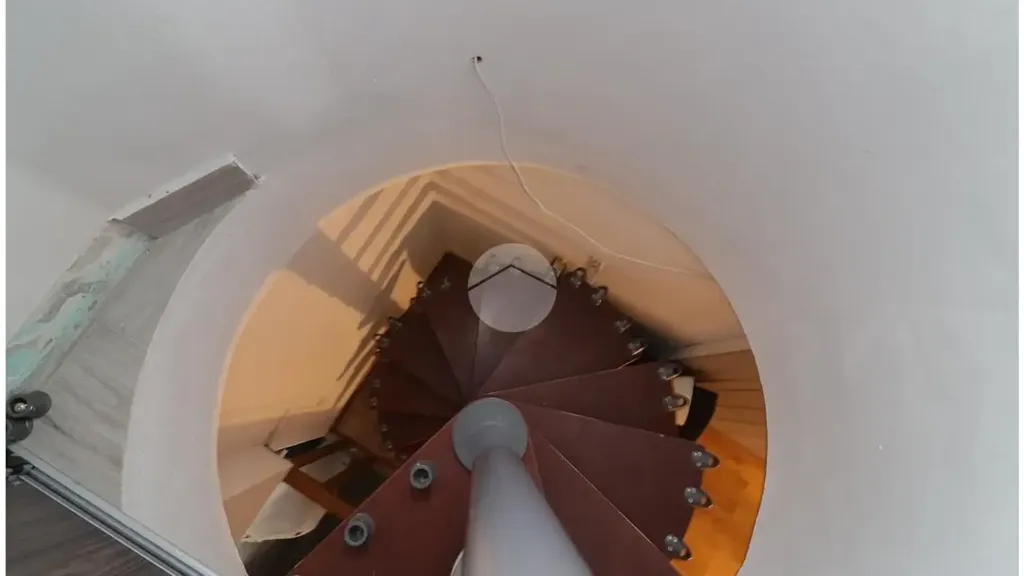 Pièces - Modernised Apartment with Balcony in Lucento, Turin
