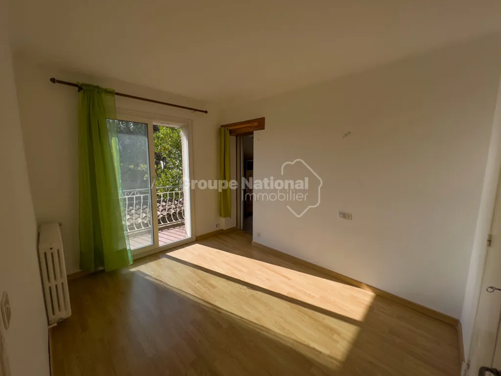 Chambres - Villa avec piscine et vue panoramique à Lorgues