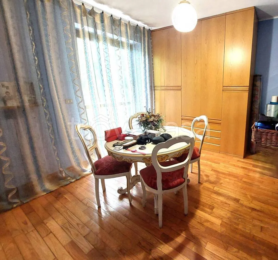 Salle à manger - Spacious Apartment with Balconies in Scarnafigi