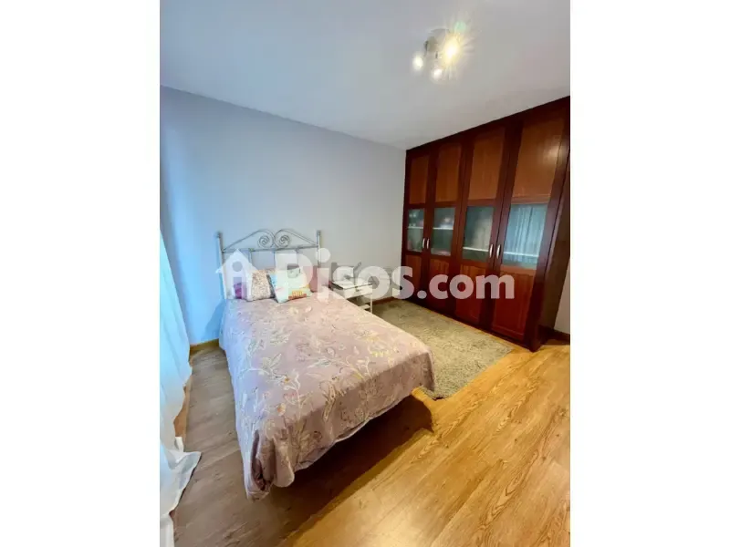Bedrooms - Modern Flat with Balcony in León