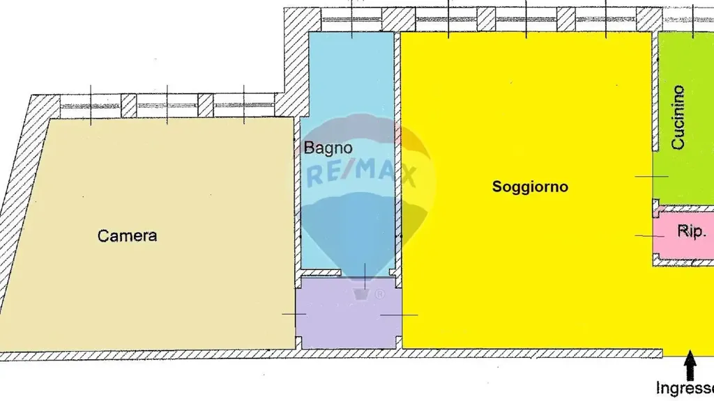 Plaan - 3-Room Apartment with Terrace in Ancona