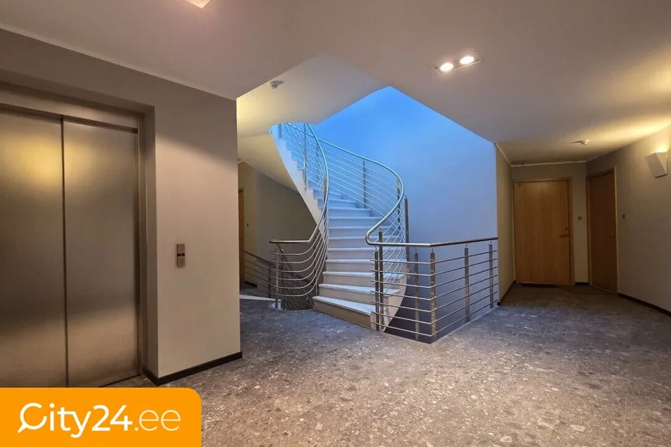 hallway_entrance