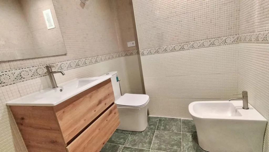 Salles de bain - Refurbished Flat with Lift in La Merced, Málaga