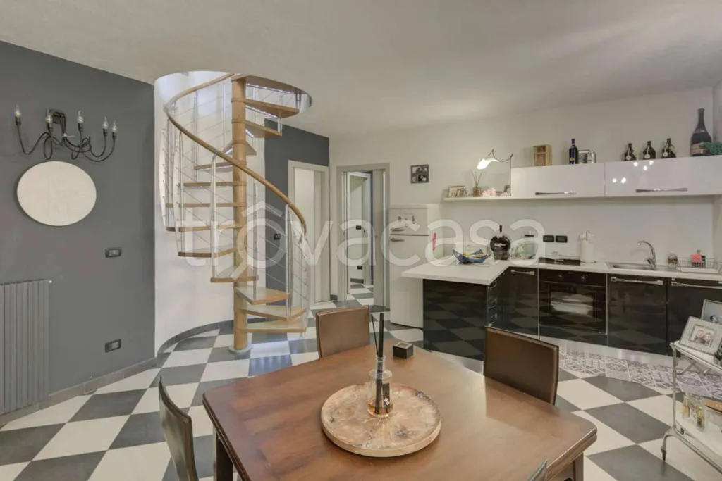 Cuisine - Ground Floor Apartment with Garden in Moncalieri