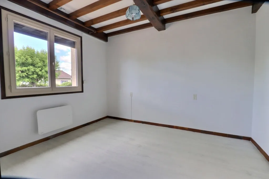 Toad - Renovated House with Terrace in Le Cendre