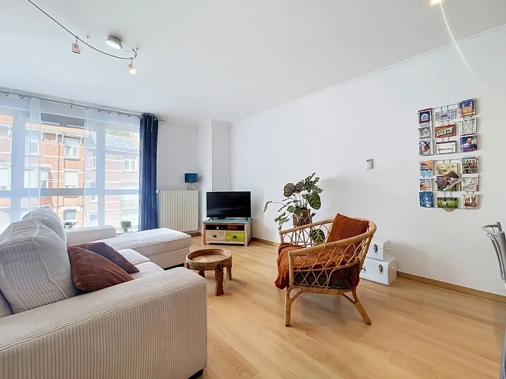Elutuba - Apartment with Terrace in Liège