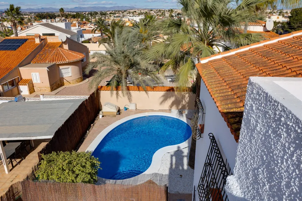 Pool - Chalet with Pool and Sea View in El Chaparral