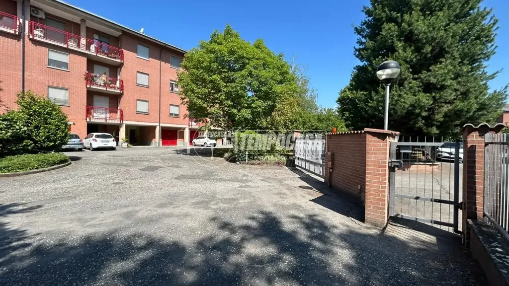 Exterior - Apartment with Garden in Rivarolo Canavese