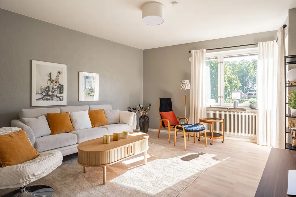 Elutuba - Updated Apartment with Balcony in Västermalm