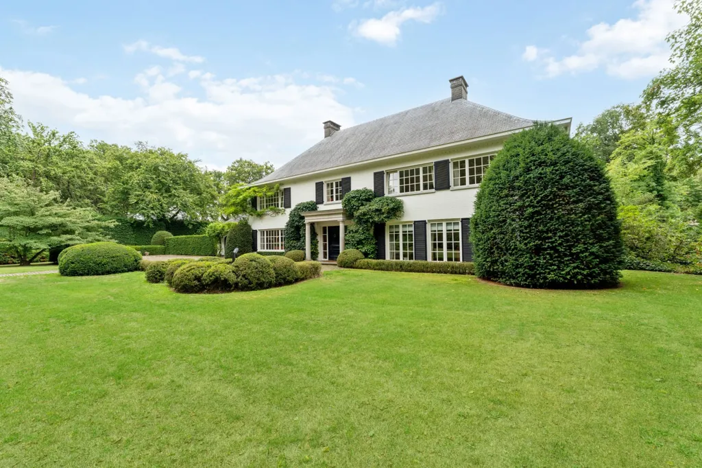 Garden - Villa with Pool in Brasschaat Centre