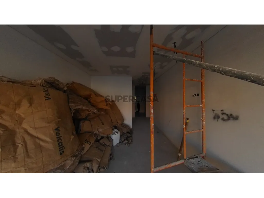 Toad - Modern Apartment with River View in Barreiro