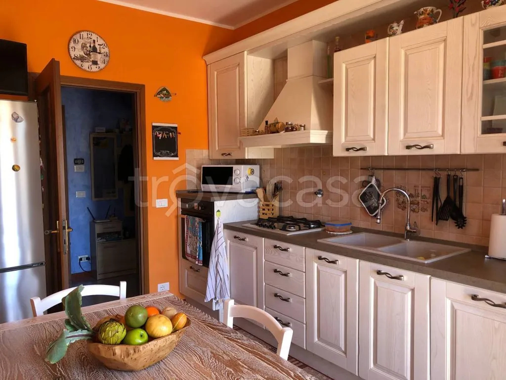 Köök - Apartment with Terraces in Savogna d'Isonzo