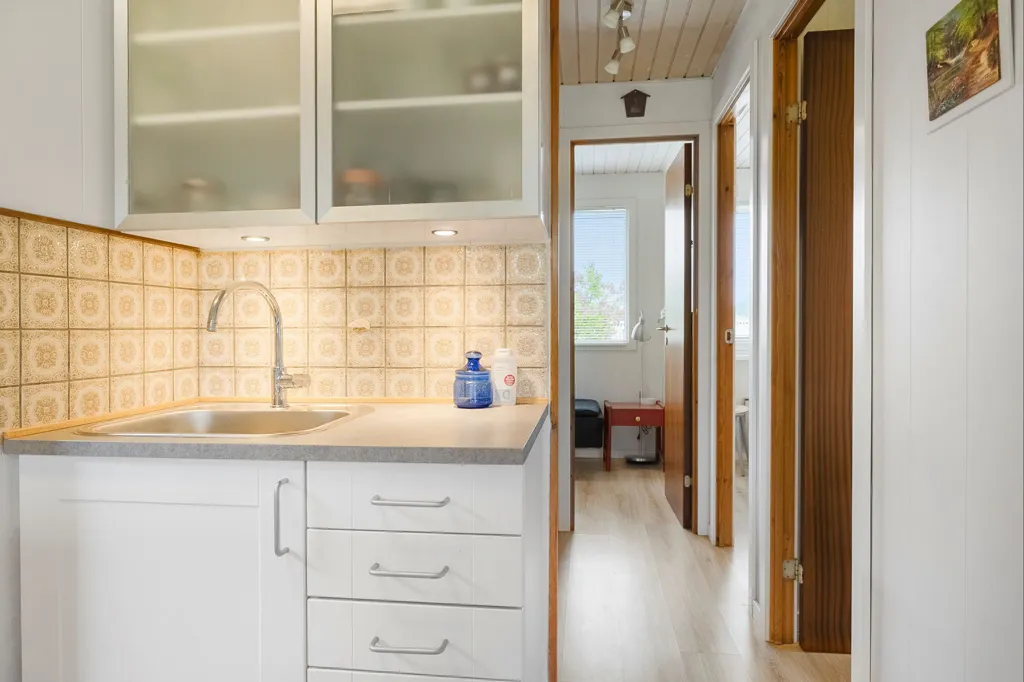 Köök - Charming Holiday Home with Terrace on Bogø