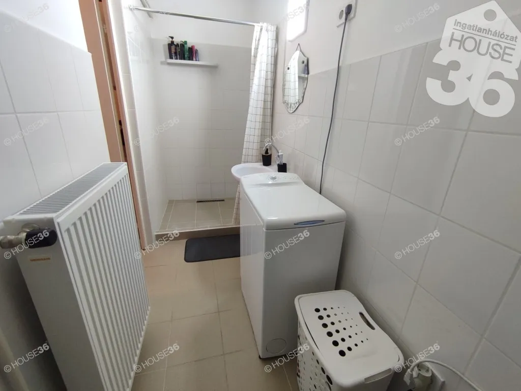 Bagni - Family House with Separate Units in Kecskemét