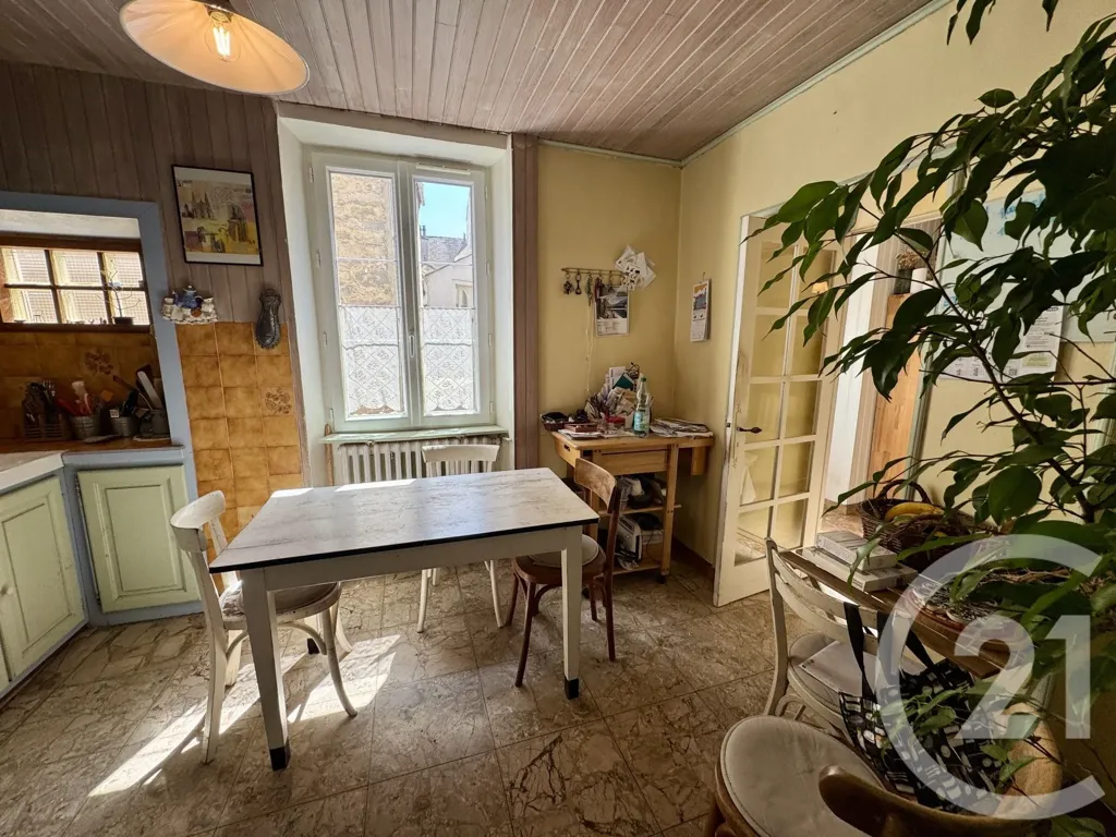 Salle à manger - Maison Ancienne Charmante avec Jardin à Avon