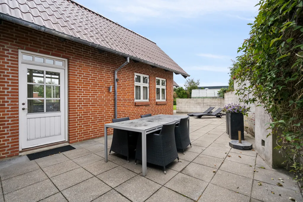 Terrass - Villa with Garden in Ringkøbing