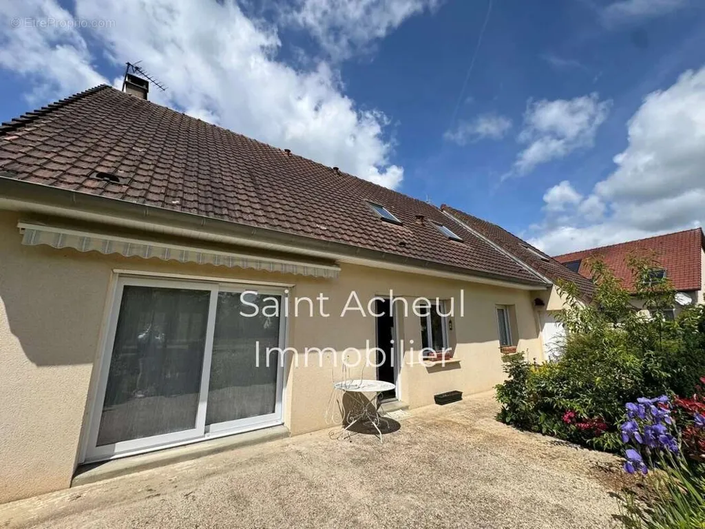 Extérieur - Pavillon de Plain-Pied avec Garage et Terrasse à Saint-Acheul